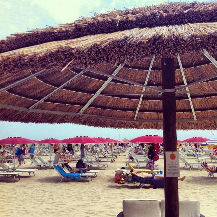 Hotel Rosati Rimini Buitenkant foto